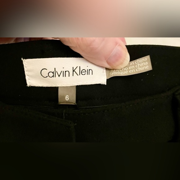 NWT Calvin Klein Modern Essentials Black Pants -Size 6 - Picture 8 of 10